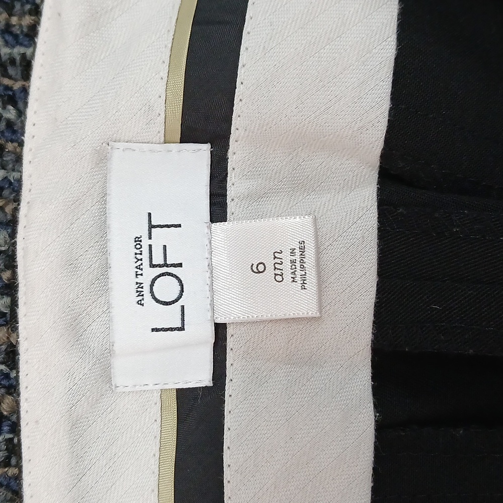Ann Taylor LOFT Black Dress Pants Size 6 - Picture 3 of 4
